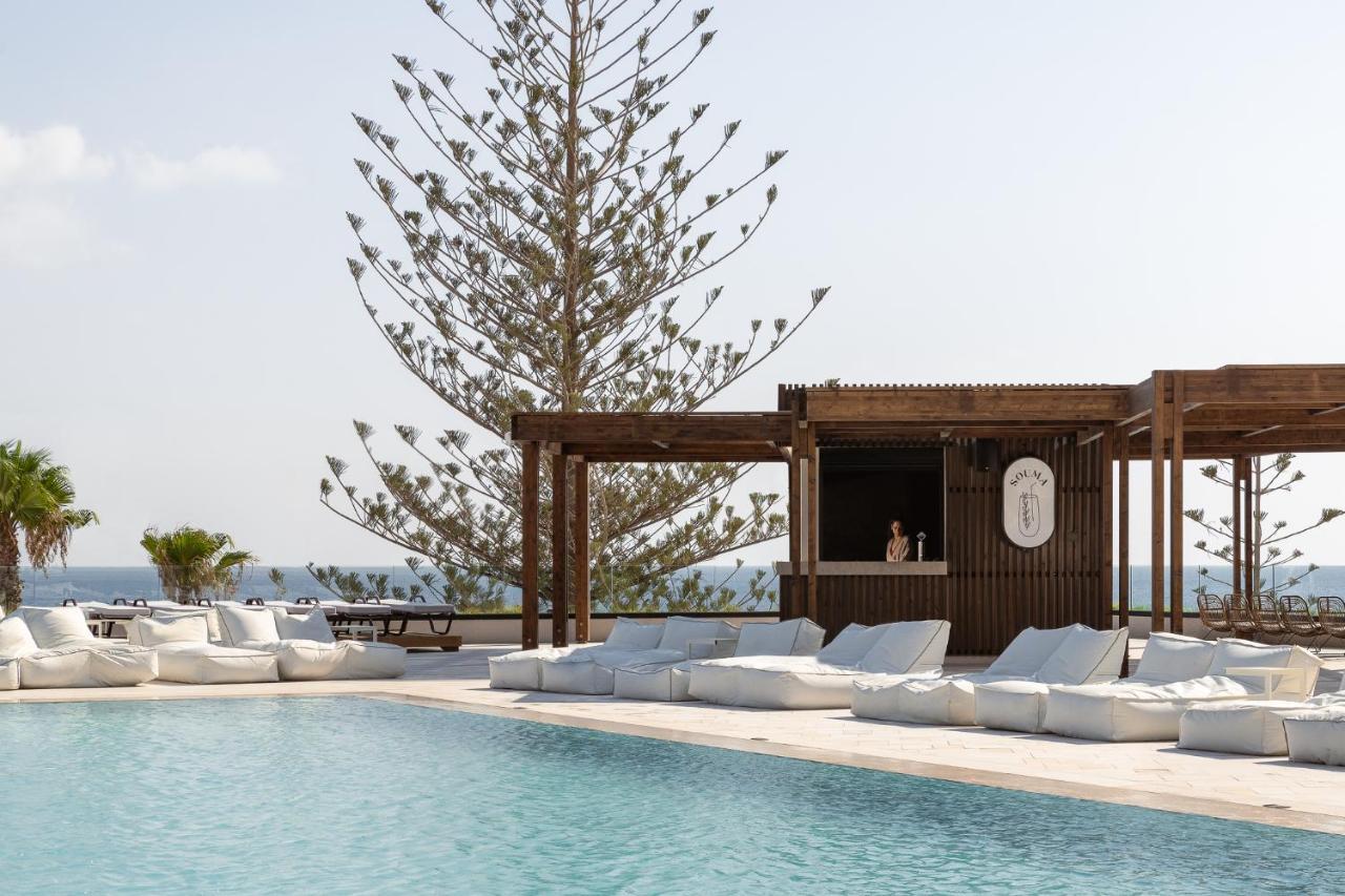 Helea Lifestyle Beach Resort Kallithéa Exterior foto The bar at the Mykonos Villa