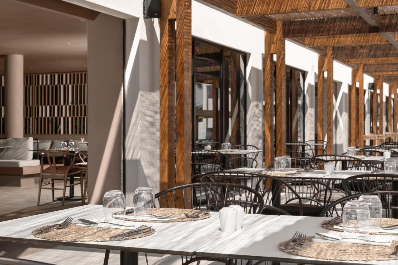 Helea Lifestyle Beach Resort Kallithéa Exterior foto Restaurant